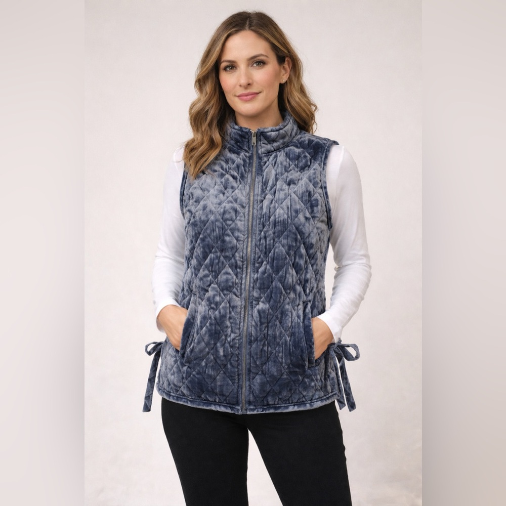 Banana Republic Quilted velvet Vest in blue